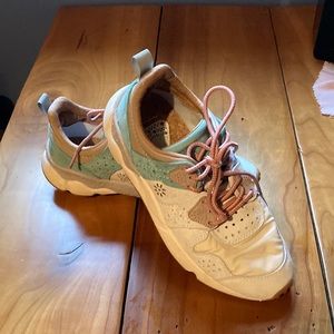 Flower Mountain Sneakers